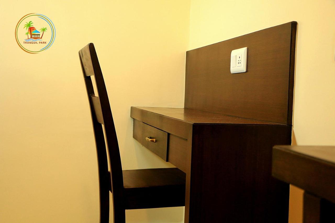 Tranquil Park Hotel ปอนดิเชอรี ภายนอก รูปภาพ