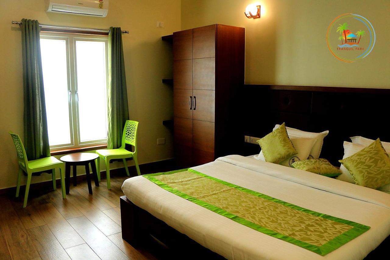 Tranquil Park Hotel ปอนดิเชอรี ภายนอก รูปภาพ